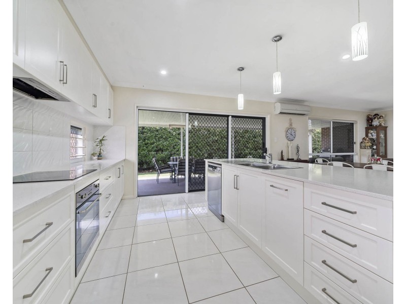 27 Kennard Street, Westbrook QLD 4350