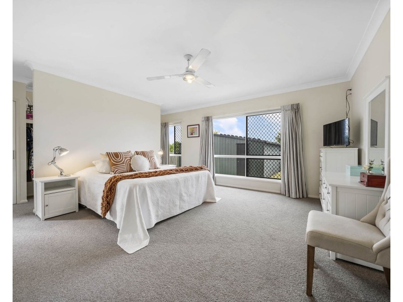 27 Kennard Street, Westbrook QLD 4350