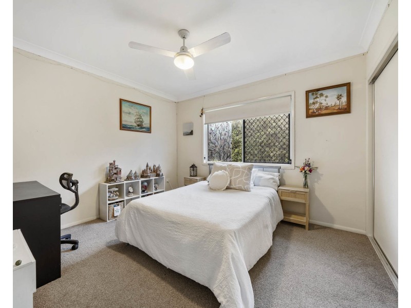 27 Kennard Street, Westbrook QLD 4350