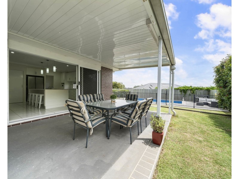 27 Kennard Street, Westbrook QLD 4350