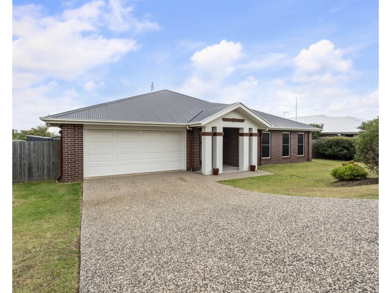 27 Kennard Street, Westbrook QLD 4350