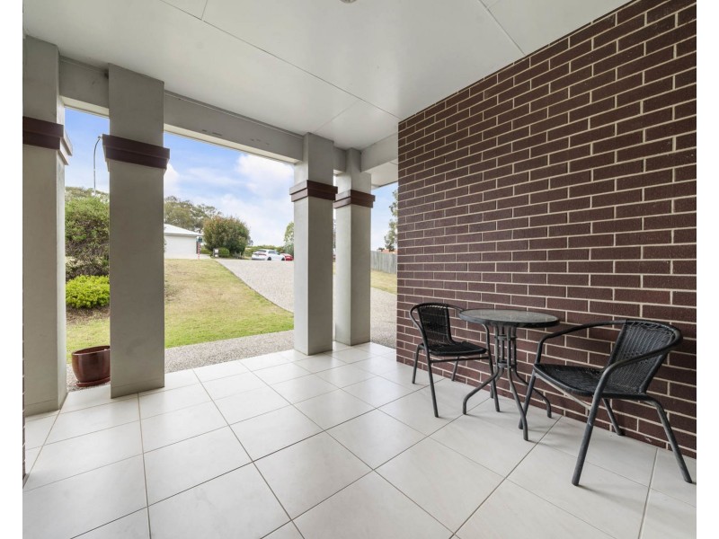 27 Kennard Street, Westbrook QLD 4350