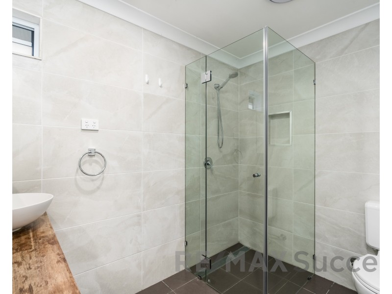 460 West Street, Kearneys Spring QLD 4350