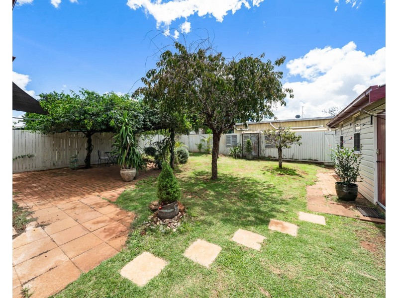 3 Betty Street, Newtown QLD 4350