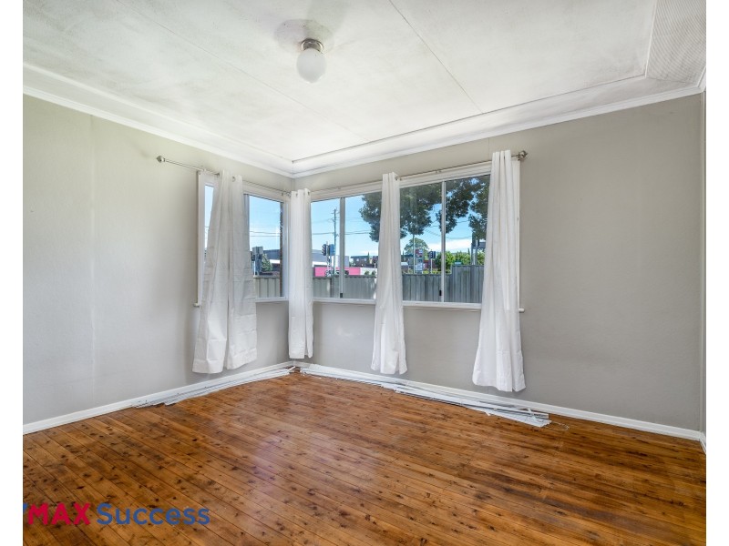 4D Herries Street, East Toowoomba QLD 4350