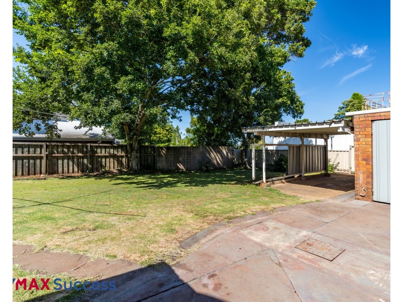4D Herries Street, East Toowoomba QLD 4350