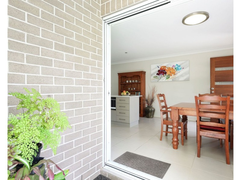 1/7 Sunning Street, Kearneys Spring QLD 4350