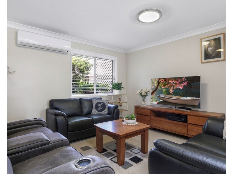 1/7 Sunning Street, Kearneys Spring QLD 4350