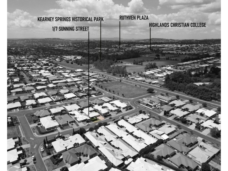 1/7 Sunning Street, Kearneys Spring QLD 4350