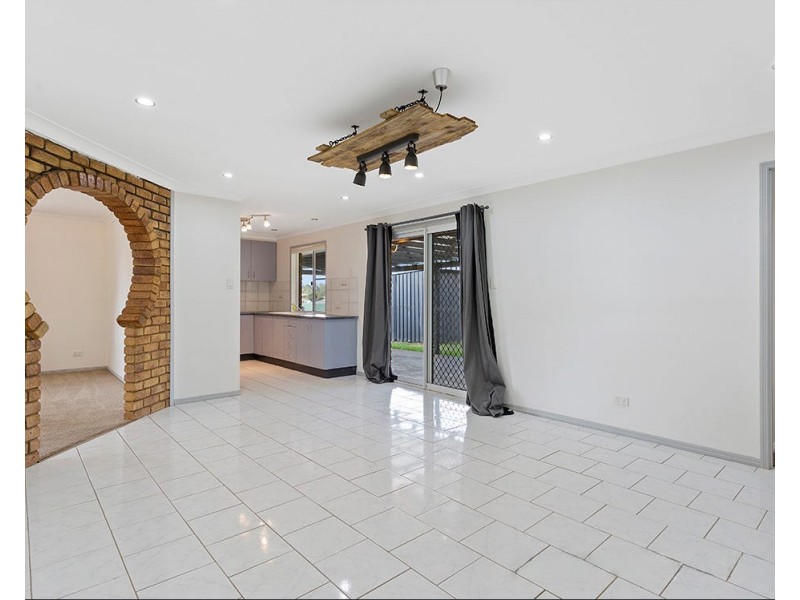 6 Dalzell Crescent, Darling Heights QLD 4350