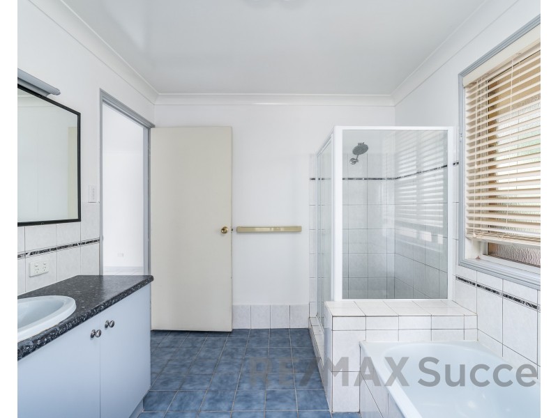 6 Dalzell Crescent, Darling Heights QLD 4350