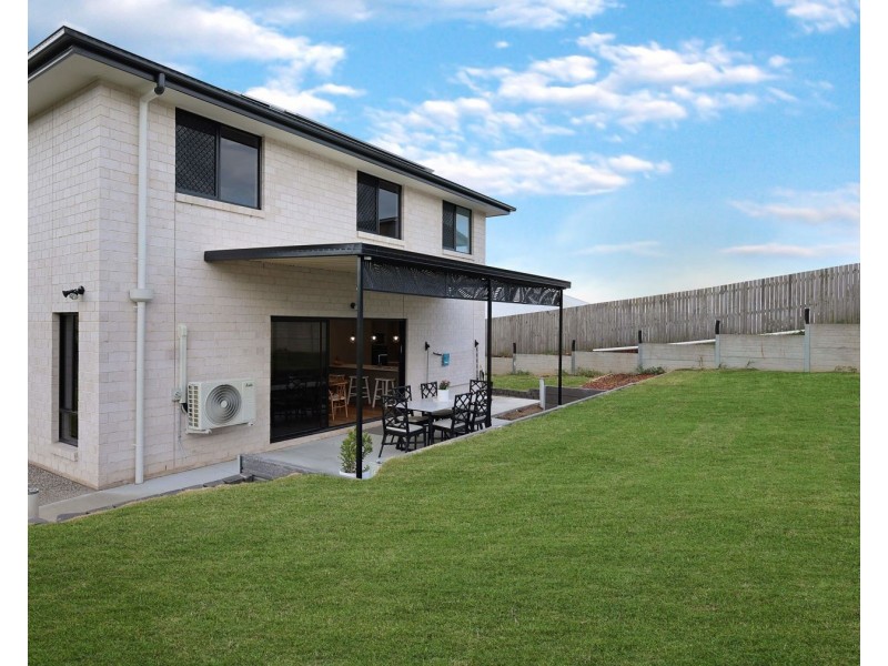 17 Grace View Street, Darling Heights QLD 4350