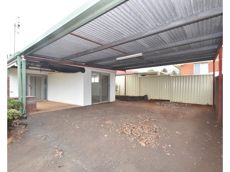 67 Hoepper Street, Kearneys Spring QLD 4350