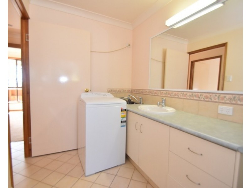50 Panorama Drive (Granny Flat), Glenvale QLD 4350