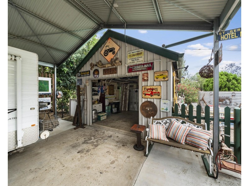 3 Kann Street, Goombungee QLD 4354