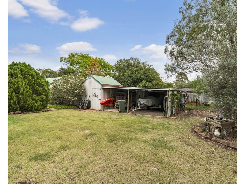 3 Kann Street, Goombungee QLD 4354