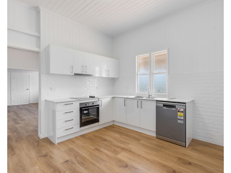 153 Taylor Street, Wilsonton QLD 4350