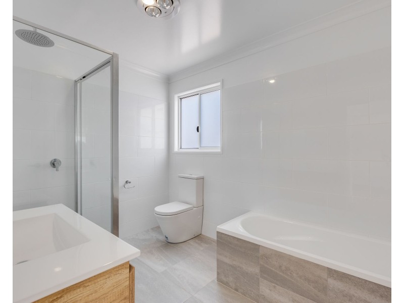 153 Taylor Street, Wilsonton QLD 4350