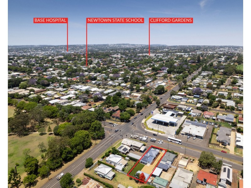 153 Taylor Street, Wilsonton QLD 4350