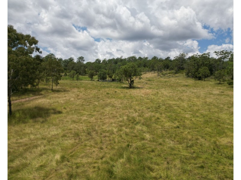 177 Schultz Road, Coalbank QLD 4352