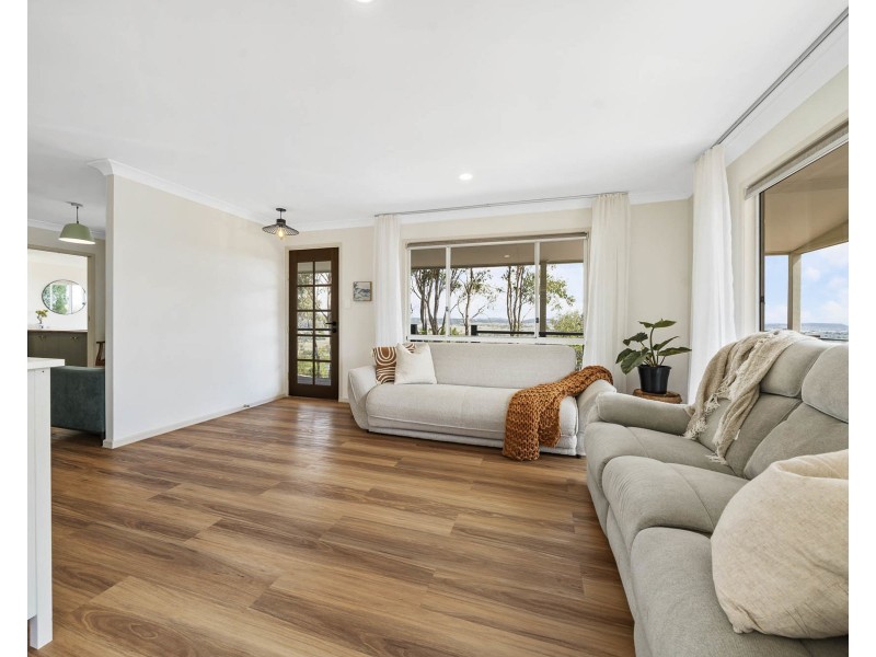 16 Koala Drive, Gowrie Junction QLD 4352