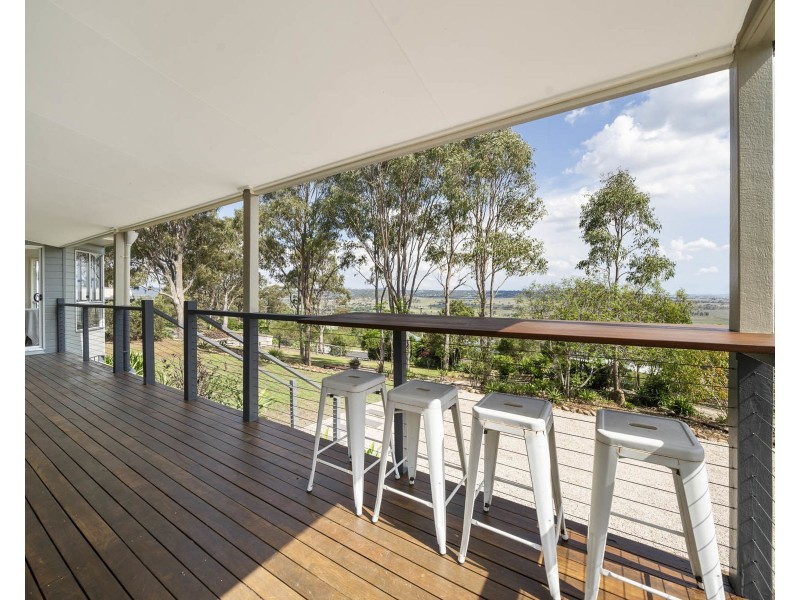 16 Koala Drive, Gowrie Junction QLD 4352