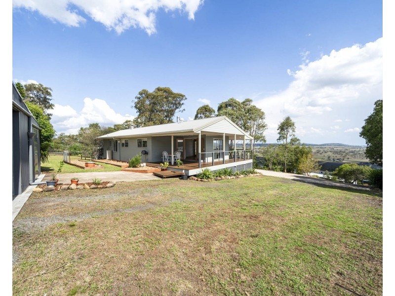16 Koala Drive, Gowrie Junction QLD 4352