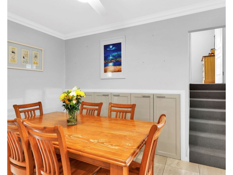 5a Weetwood Street, Newtown QLD 4350