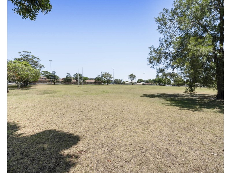 3/23 Lendrum Street, Newtown QLD 4350