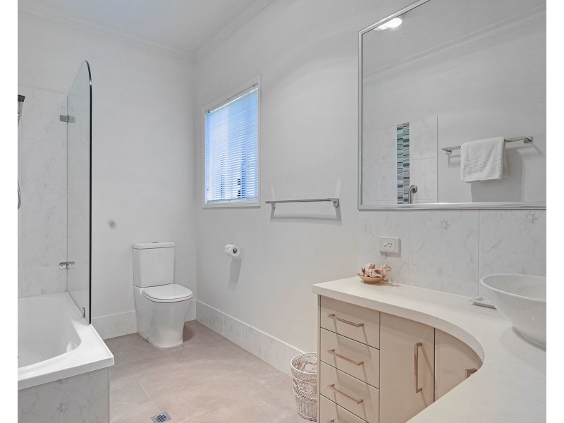 15 Jubilee Court, Prince Henry Heights QLD 4350