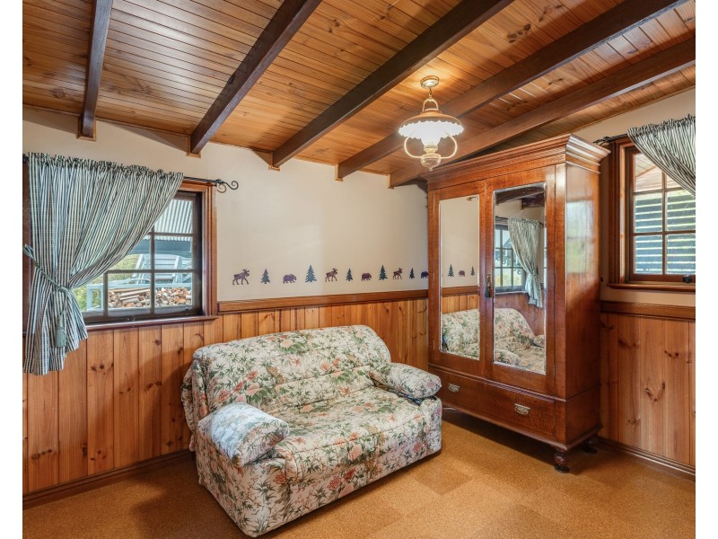 2415 Flagstone Creek Road, Silver Ridge QLD 4352
