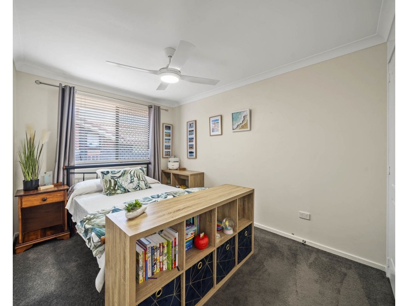 16 Orchid Street, Centenary Heights QLD 4350