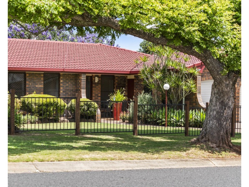 16 Orchid Street, Centenary Heights QLD 4350