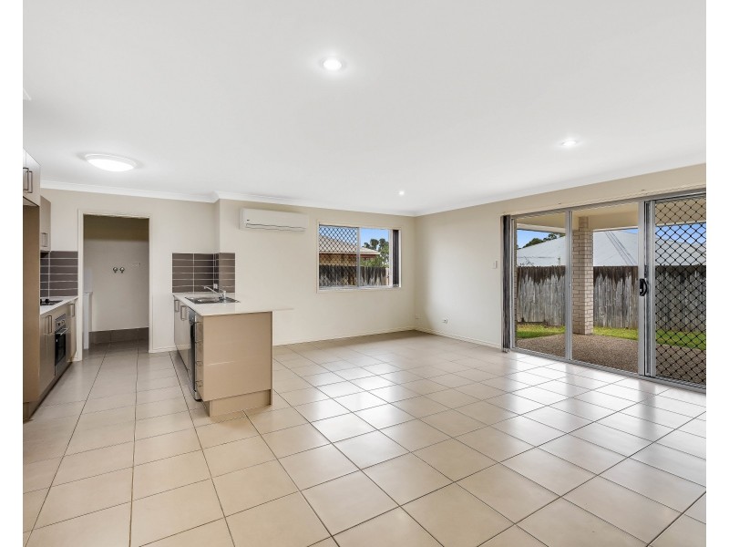 4 Cooranga Street, Glenvale QLD 4350