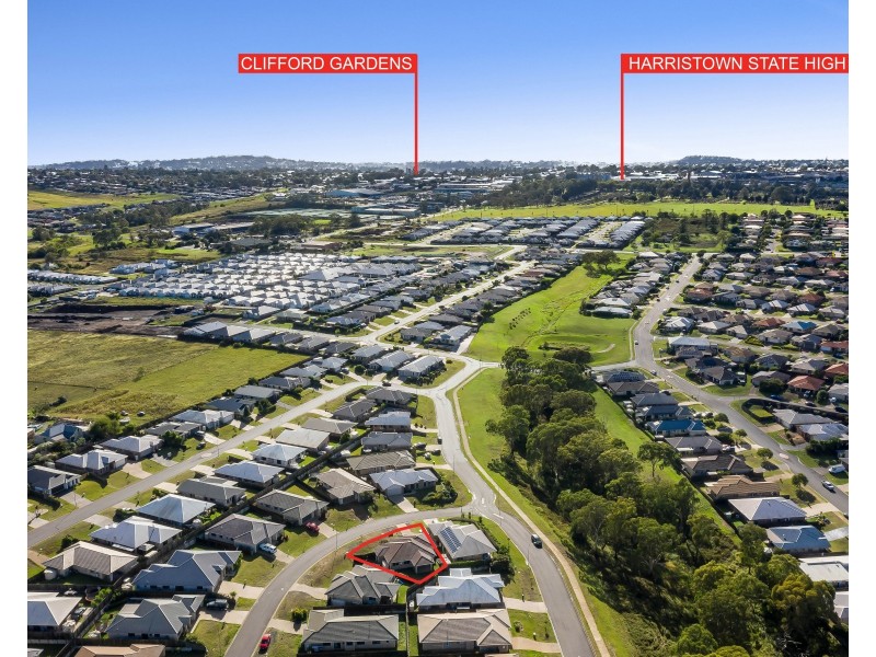 4 Cooranga Street, Glenvale QLD 4350