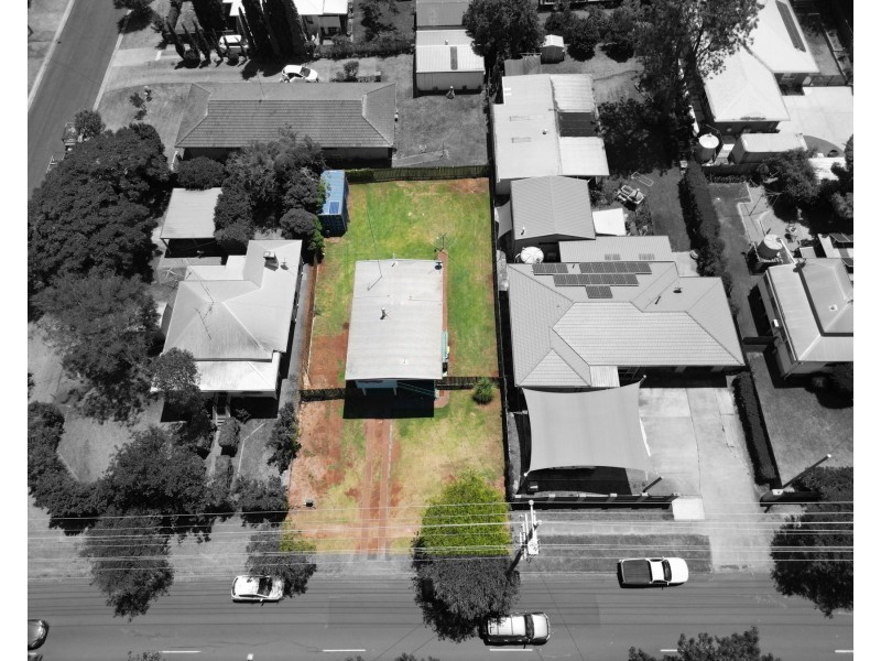 271 Alderley Street, Centenary Heights QLD 4350