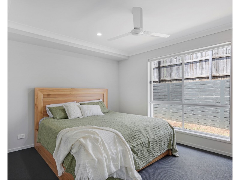 6 Downs Street, Glenvale QLD 4350