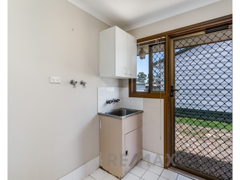 8 Queen Street, Kingsthorpe QLD 4400