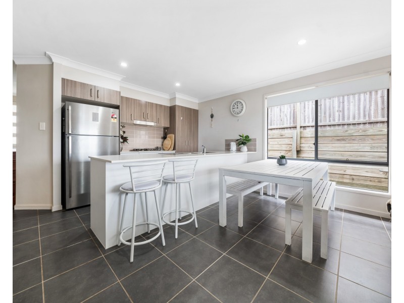 1/90 Sanctuary Drive, Cranley QLD 4350