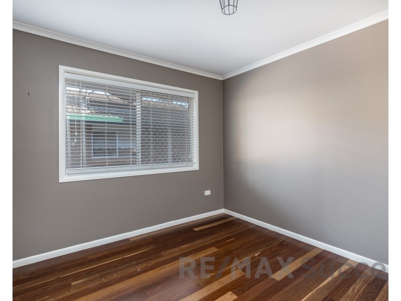 46 Jellicoe Street, Mount Lofty QLD 4350