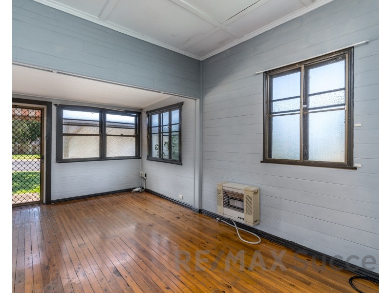 3 McWaters Street, North Toowoomba QLD 4350