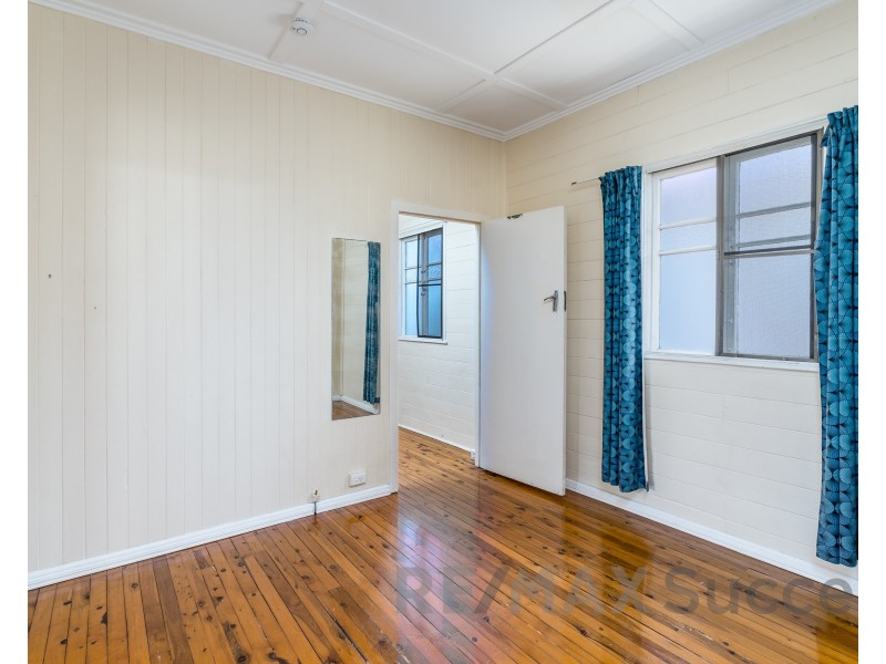 3 McWaters Street, North Toowoomba QLD 4350