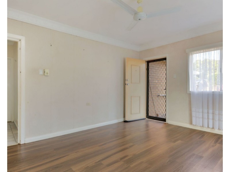 1a Allan Street, North Toowoomba QLD 4350