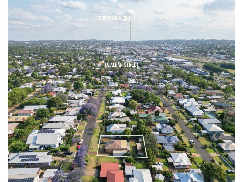 1a Allan Street, North Toowoomba QLD 4350