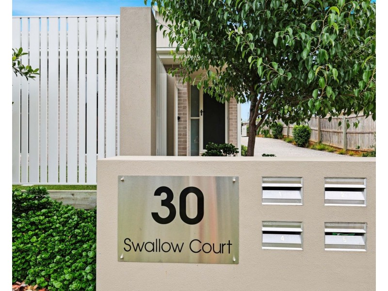 1/30 Swallow Court, Newtown QLD 4350