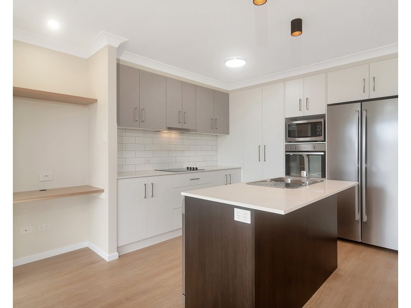 1/1A Lendrum Street, Newtown QLD 4350