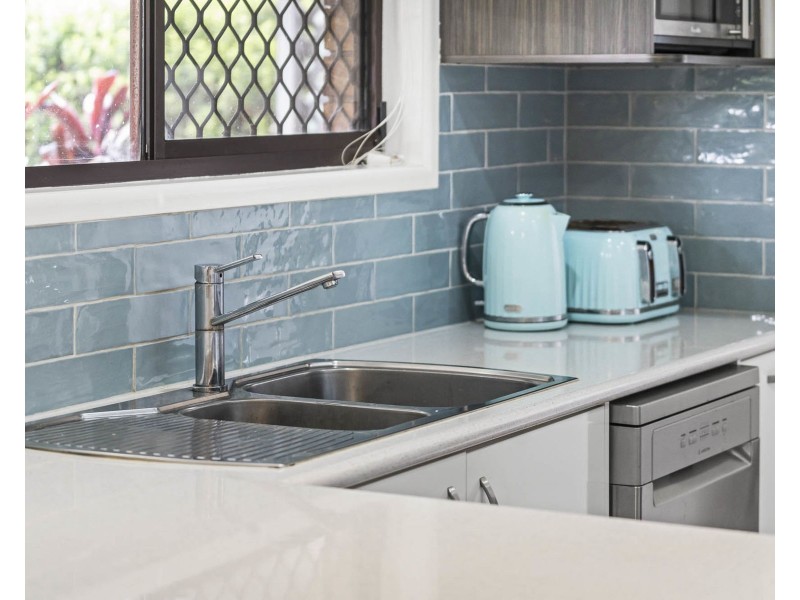 14 Elliott Street, Kearneys Spring QLD 4350