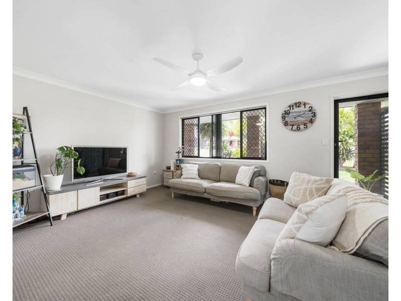 14 Elliott Street, Kearneys Spring QLD 4350