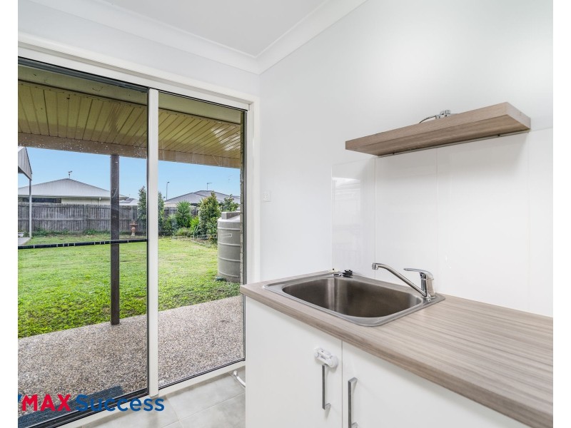 23 Ridge Drive, Cambooya QLD 4358