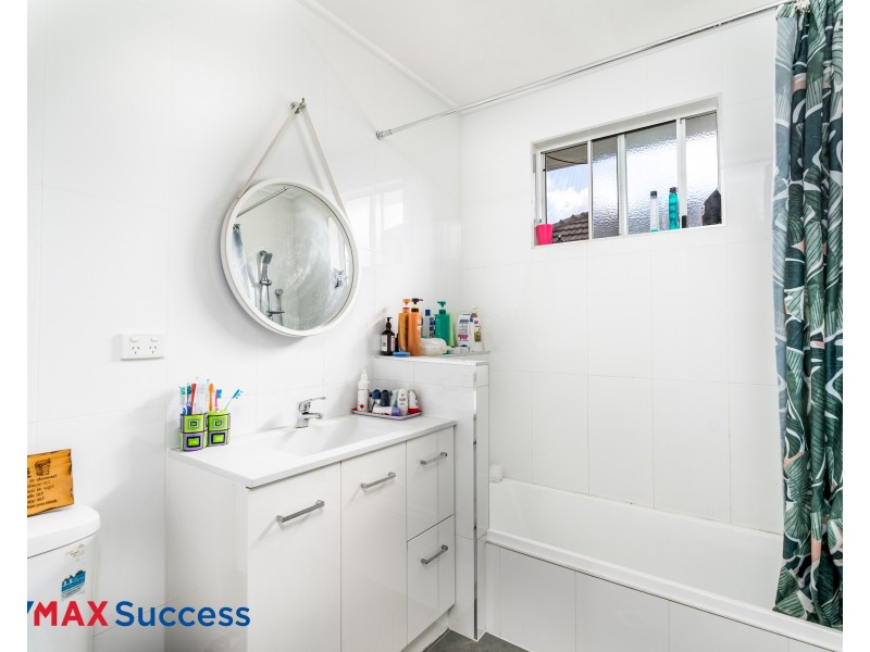 22 Goodwood Street, Newtown QLD 4350